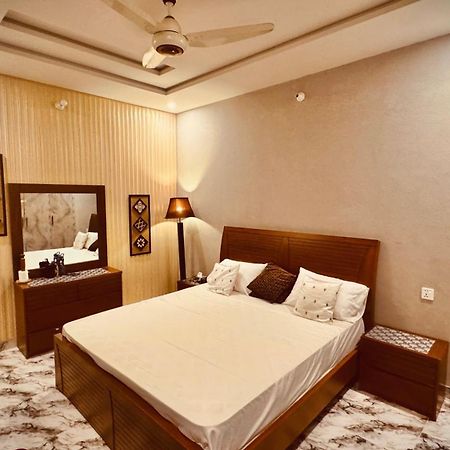 Comfy Cottage فيصل آباد المظهر الخارجي الصورة
